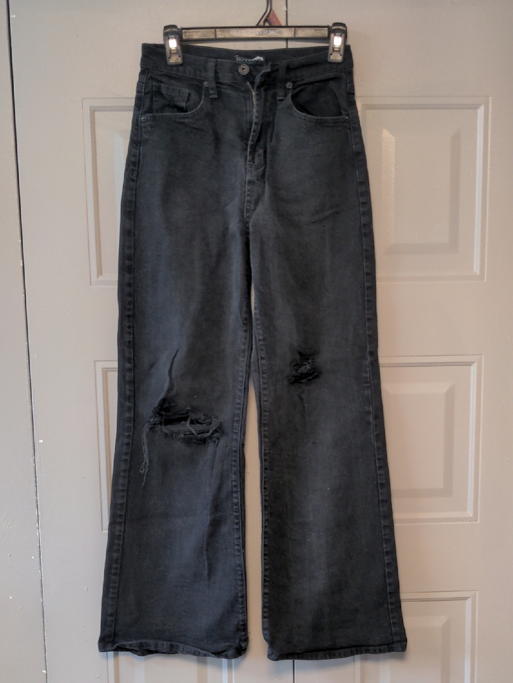 Fashion Nova Black High-Rise Jeans